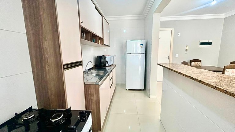 Apartamento com 2 quartos na Praia de Bombas