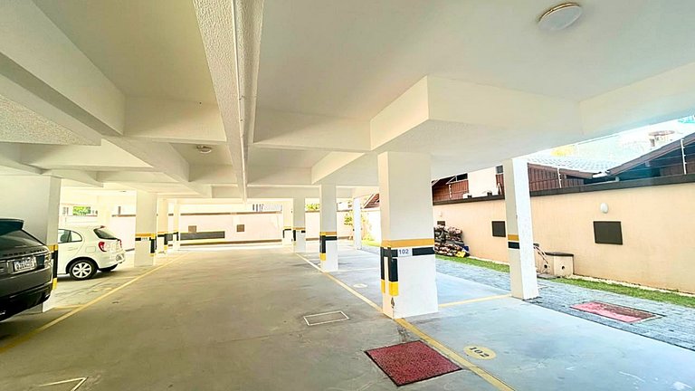 Apartamento com 2 quartos na Praia de Bombas