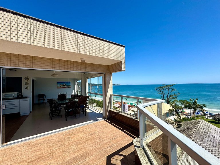 Cobertura duplex com vista para o mar de Bombinhas