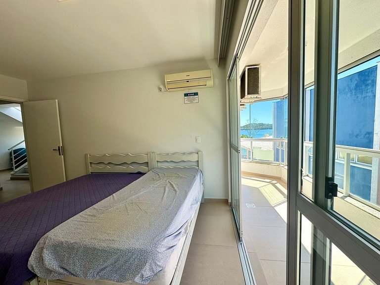 Cobertura duplex com vista para o mar de Bombinhas